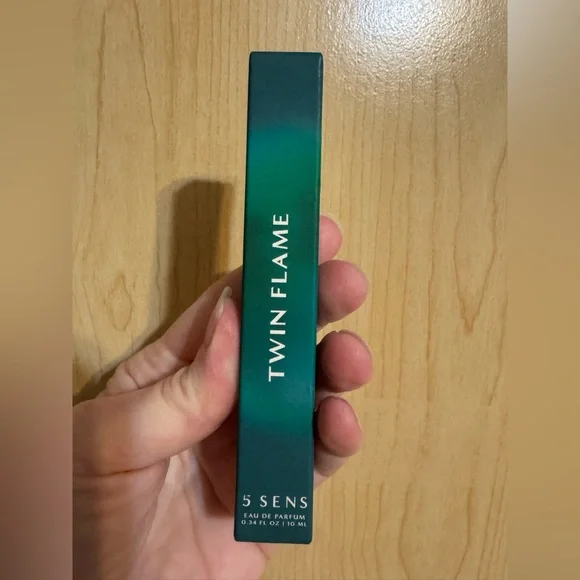 5 SENS Twin Flame Travel Scent - Picture 4 of 11